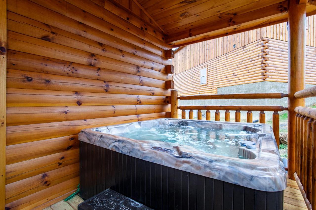 Swimming Bears Lodge 1 With Indoor Pool And Hot Tub Pigeon Forge Ngoại thất bức ảnh