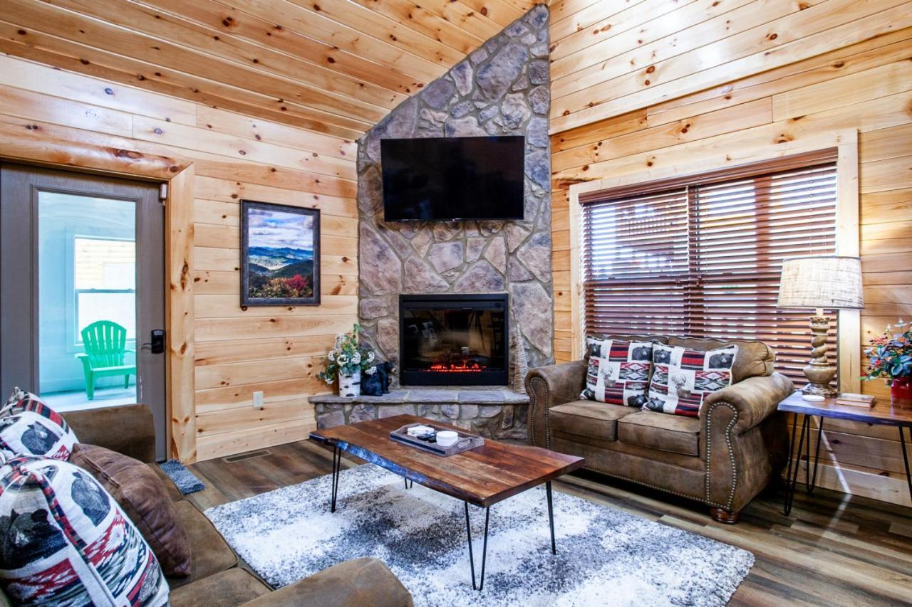 Swimming Bears Lodge 1 With Indoor Pool And Hot Tub Pigeon Forge Ngoại thất bức ảnh