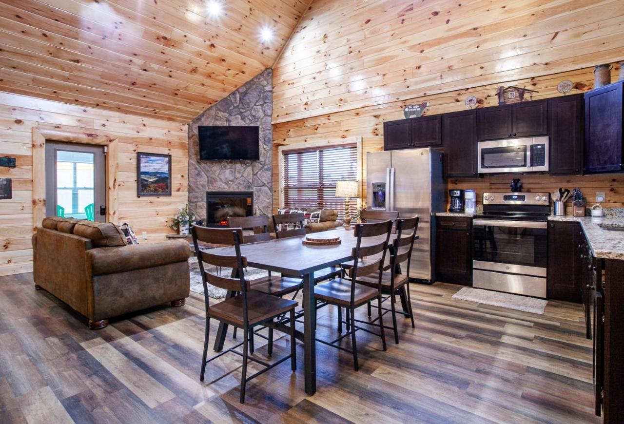 Swimming Bears Lodge 1 With Indoor Pool And Hot Tub Pigeon Forge Ngoại thất bức ảnh